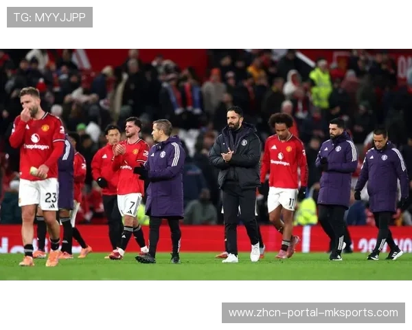 维拉主场战曼联，历史劣势与复仇心态交织，埃梅里战术受考验